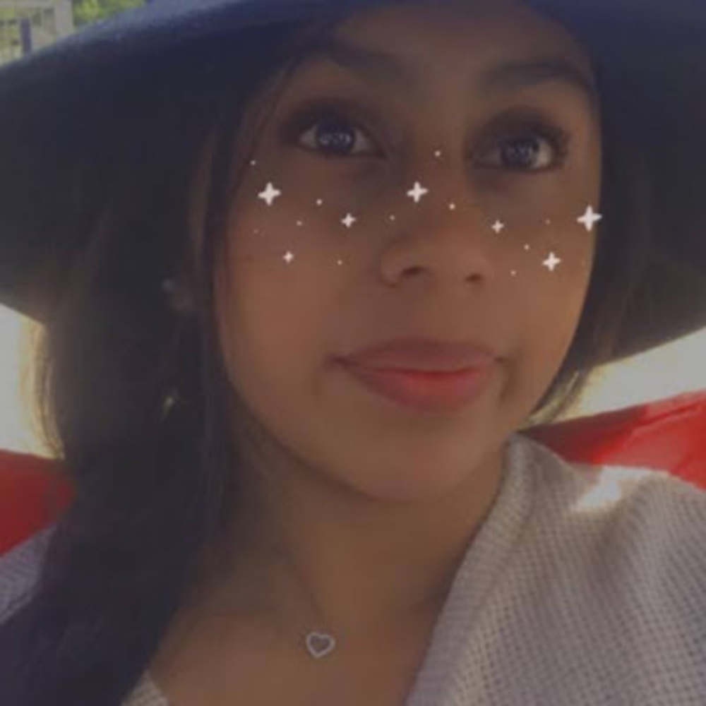 Meet your Posher, Esperanza